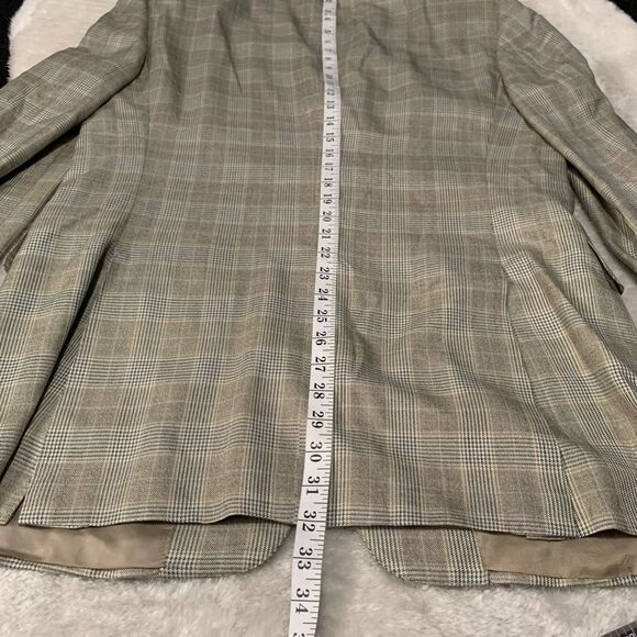 Canali Gray Plaid Sport Coat - Picture 7 of 9
